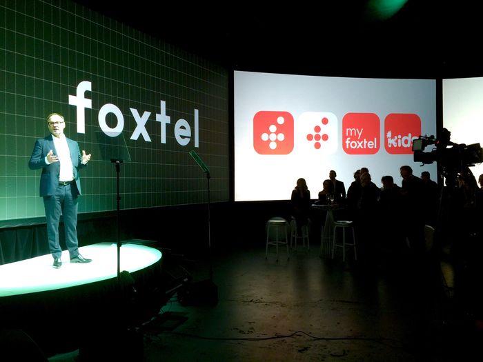 Foxte電視臺logo設計
