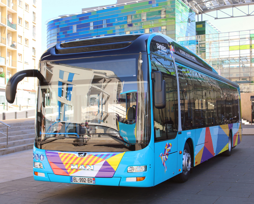 巴士公司Vi設(shè)計_車體設(shè)計
